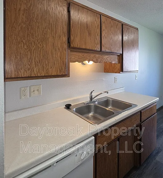 2408 3rd Ave N #12 — Photo 7