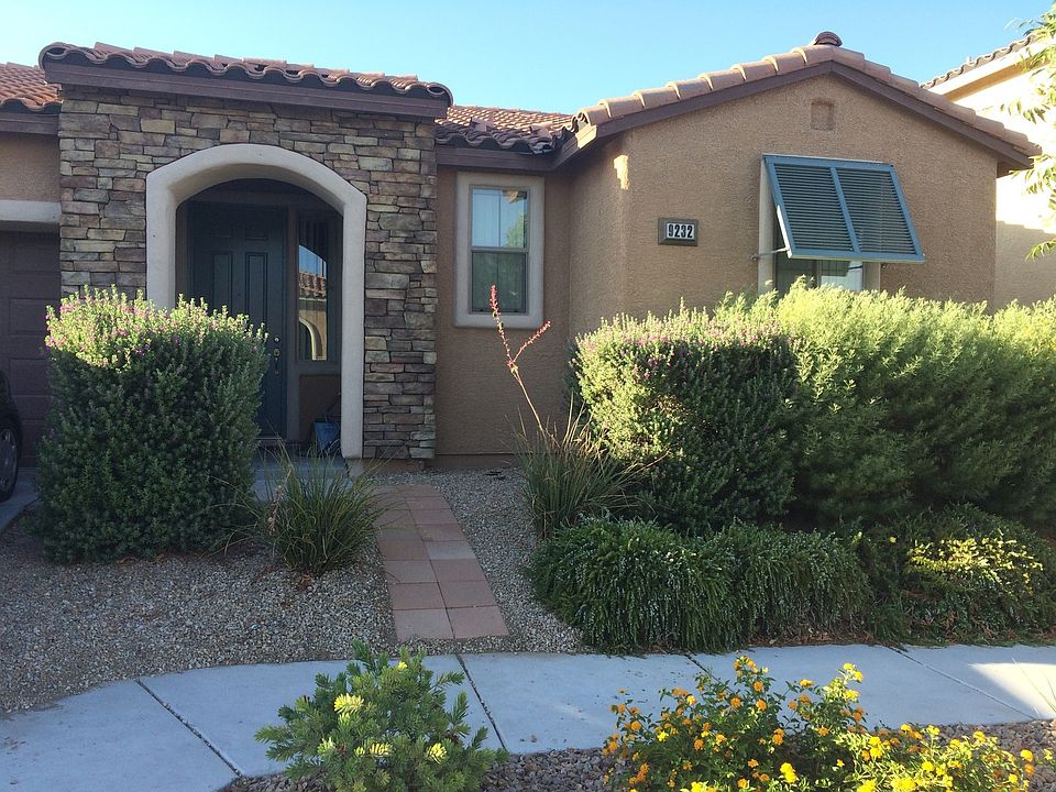 1st image of 9232 Longhorn Falls Ct