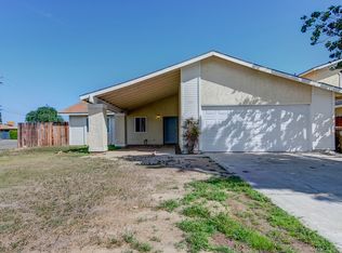 2412 Clara Rd, Bakersfield, CA 93304