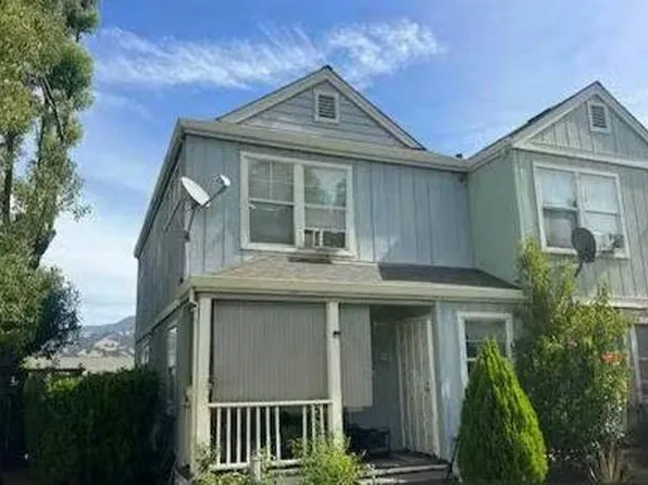 174 Schoolhouse Ln, Geyserville, CA 95441