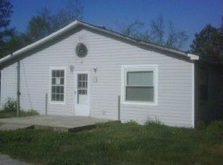 17 Pine Ridge Ln, White, GA 30184