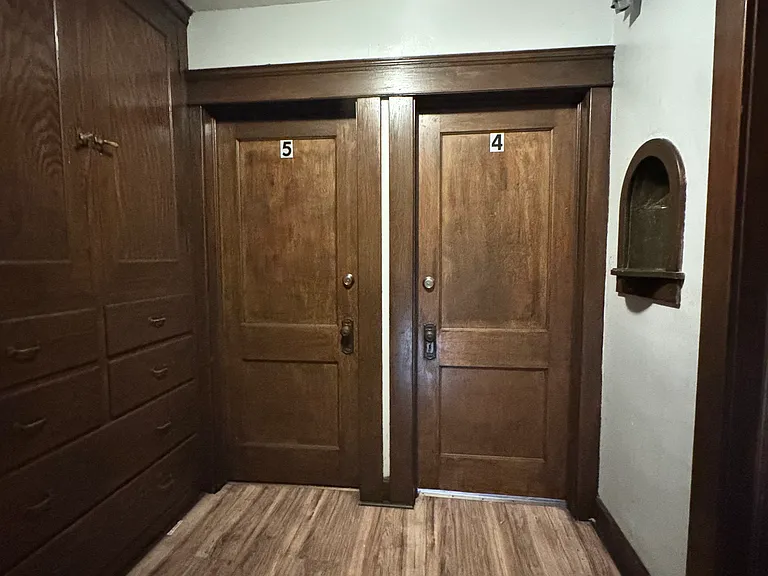 11918 Phillips Ave — Photo 12