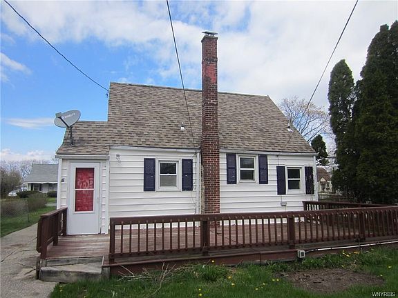 5th image of 35 Lindbergh Ct