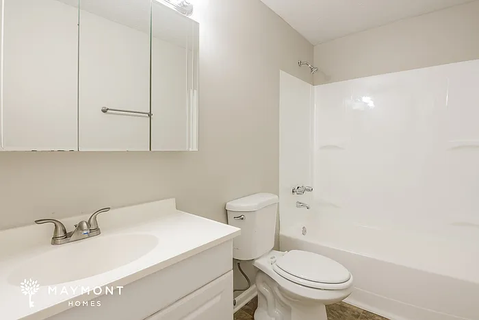 9354 Kingsboro Ct — Photo 11