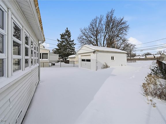 4th image of 28759 Forest Rd