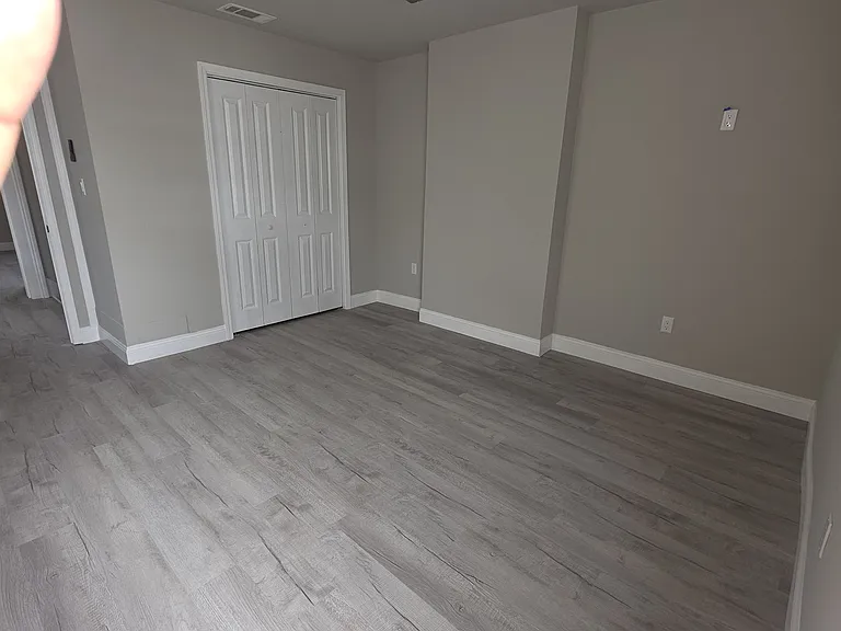 1547 Chippewa St #1547 — Photo 17