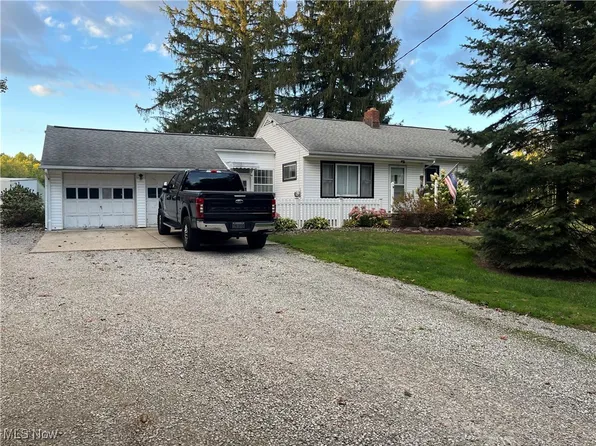 10001 Bancroft Rd, Garrettsville, OH 44231