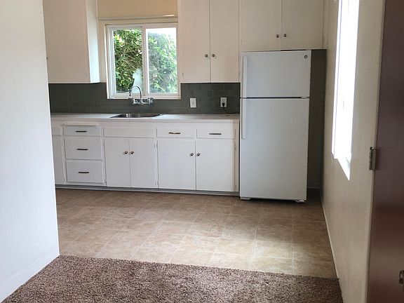 3rd image of 262 Homer Ave