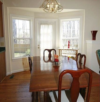 Breakfast area Hdwds