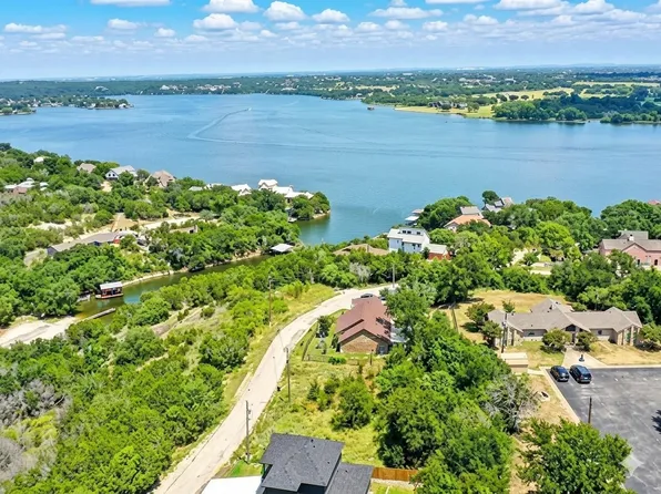 4601 Eagle Nest Ct, Granbury, TX 76048