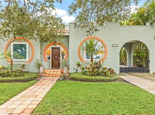 2434 W Prospect Rd, Tampa, FL 33629