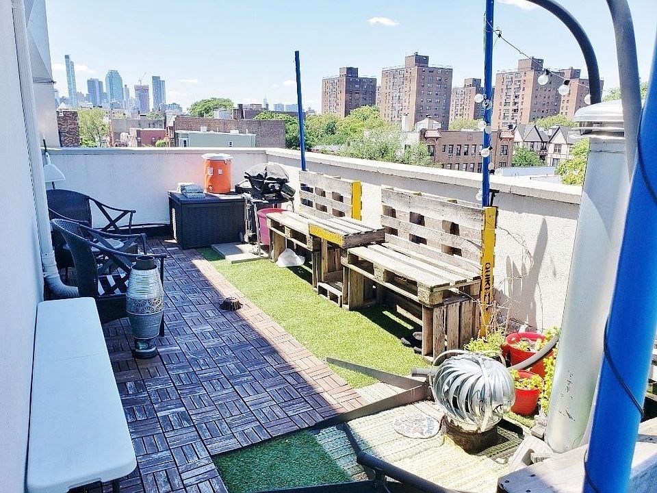 1st image of 2524 Broadway APT 4C