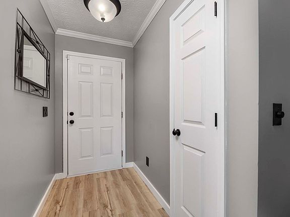 4th image of 6878 Flatstone Ct