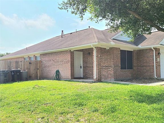 2nd image of 4734 Cypressbluff Ln