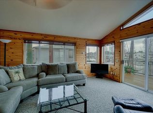 173 NE Bridgeton Rd #1, Portland, OR 97211