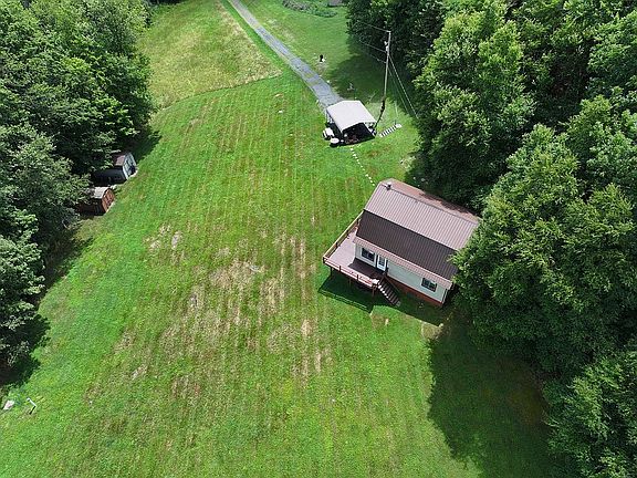 5th image of 1085 Stearns Rd