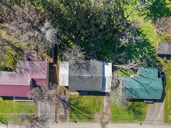 4th image of 51 Shelter Valley Rd