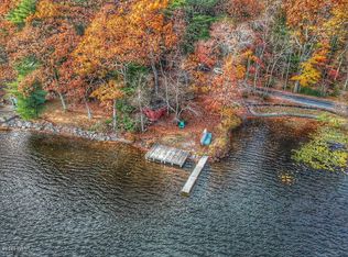 156 Coursen Rd, Shohola, PA 18458