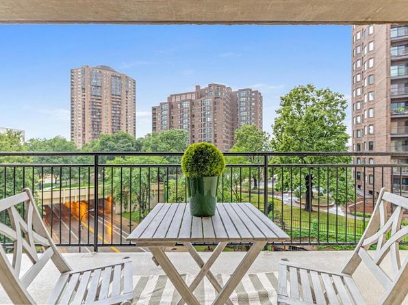 1225 Lasalle Ave APT 708