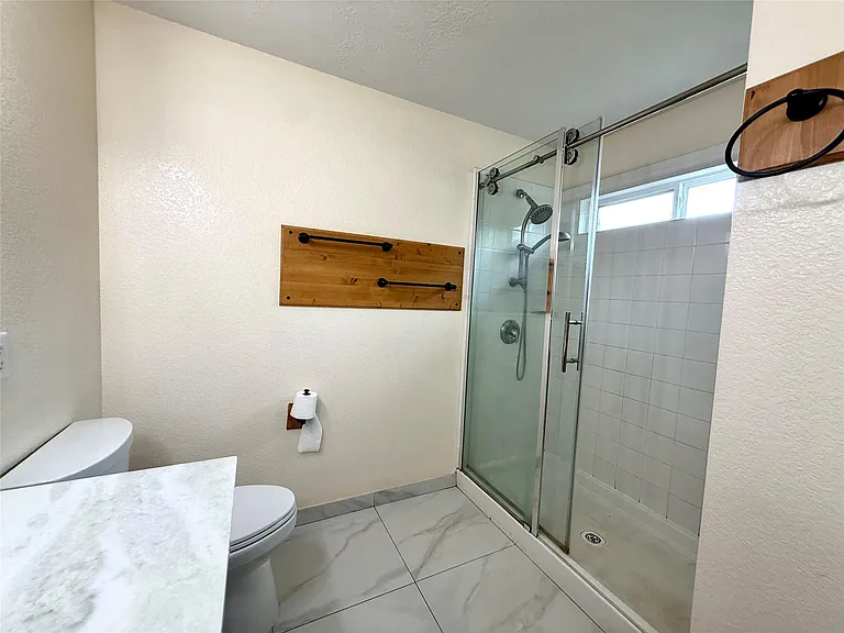 15906 Arapaho Bend Ln — Photo 13