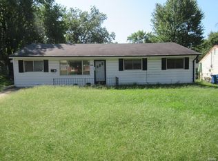 9838 Winn Dr, Saint Louis, MO 63134