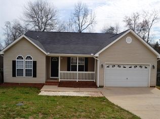 203 Admiral Ln, Greer, SC 29650