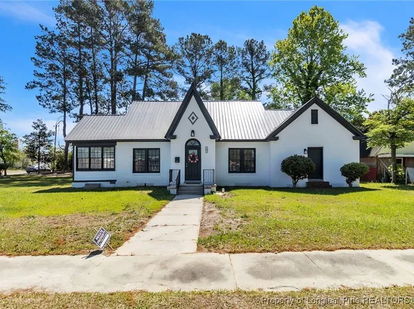 203 Trinity St, Fairmont, NC 28340