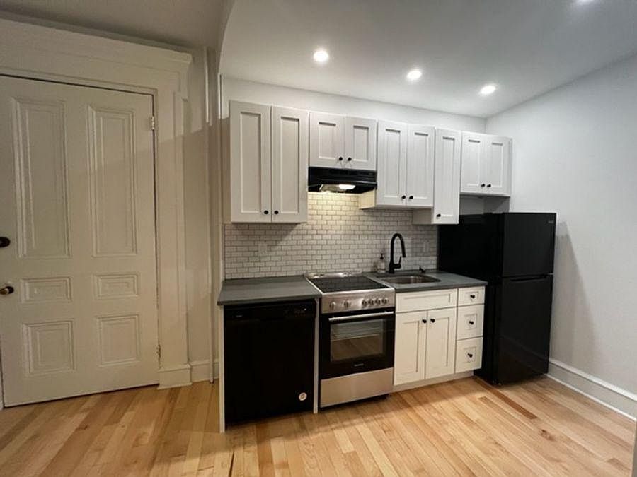 1st image of 1711 Spruce St #2M
