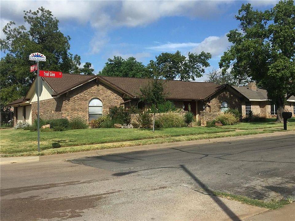 1st image of 1600 Trail Glen Ct