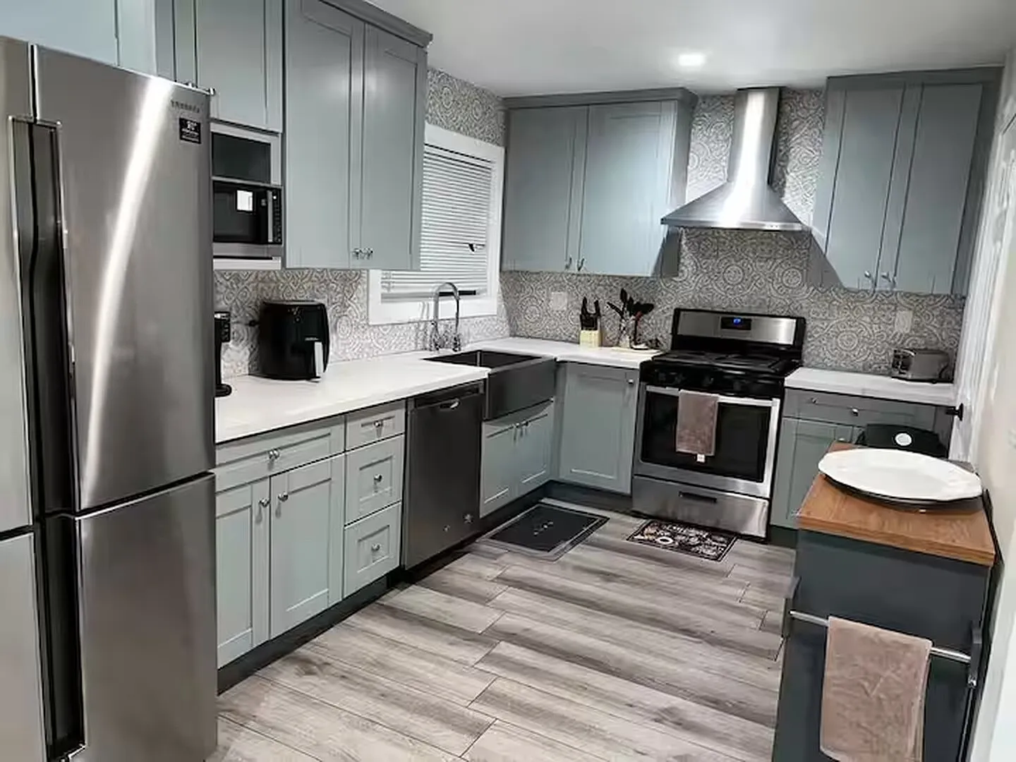 A15 354 Rexview Drive — Photo 4