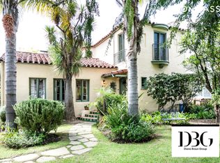 211 S Medio Dr, Los Angeles, CA 90049