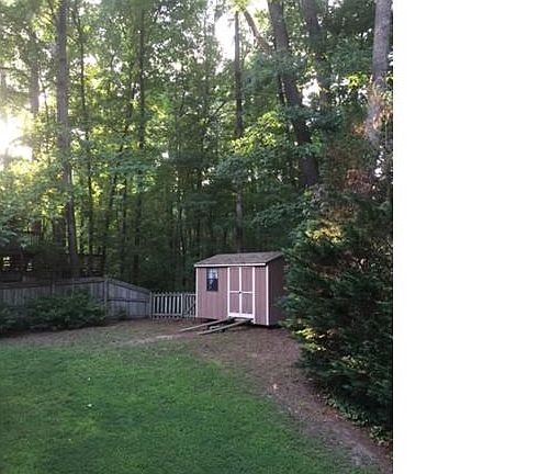 5th image of 9600 Della Dr