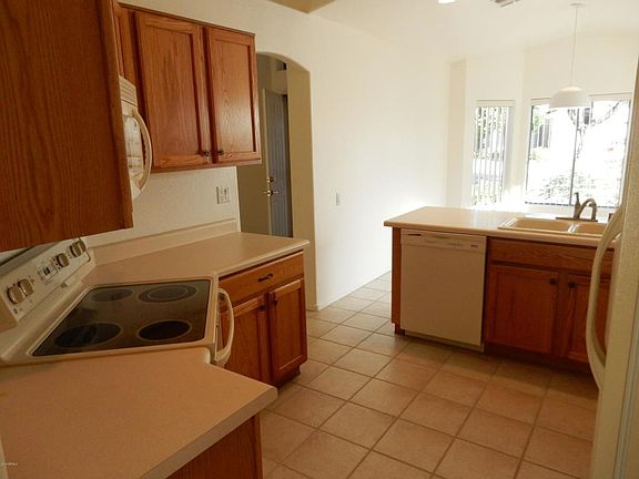4th image of 3039 E Captain Dreyfus Ave