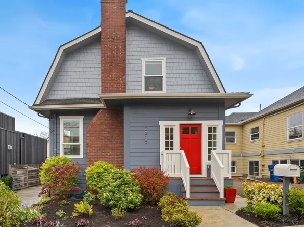 2215 E Mercer Street, Seattle, WA 98112