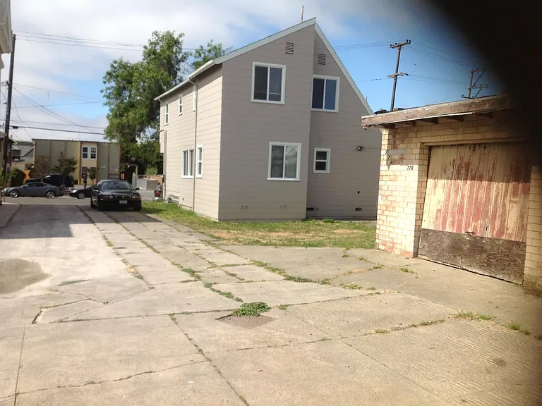 37th St — Photo 26