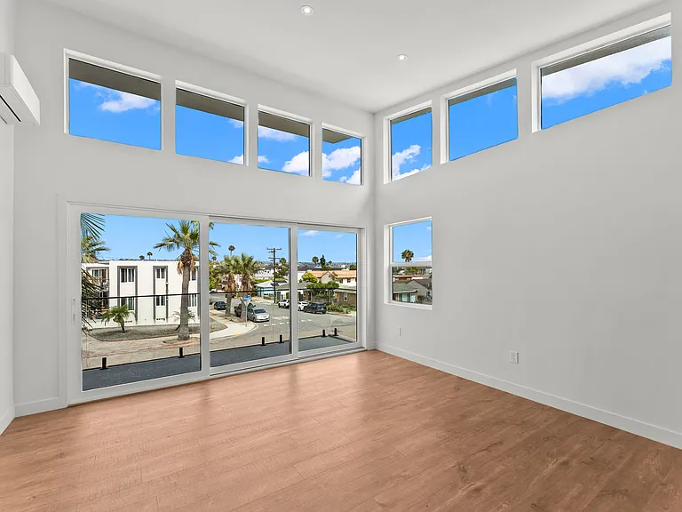 4052 Sequoia St — Photo 4