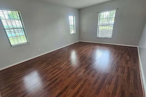 6504 Heather Way — Photo 6