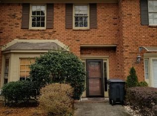 804 Old Rocky Ridge Ln, Birmingham, AL 35216