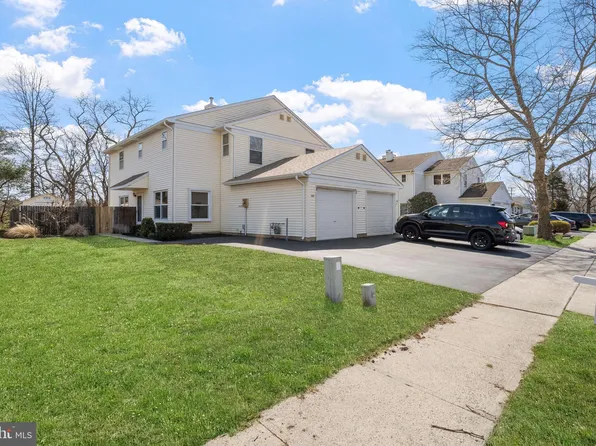 169 Wyndmoor Dr, East Windsor, NJ 08520