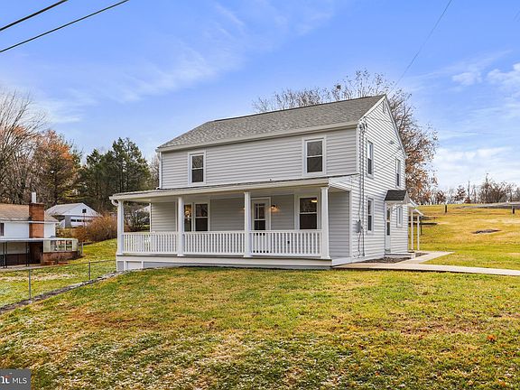 4th image of 21433 Leiter St