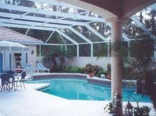 471 Soll St, Naples, FL 34109