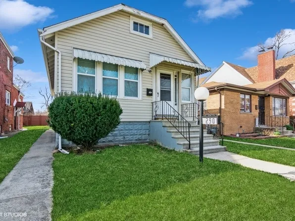 290 E 148th St, Harvey, IL 60426