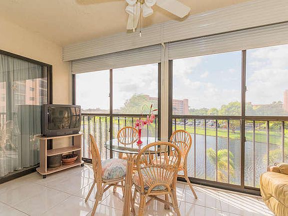 5th image of 7290 Ashford Pl APT 407