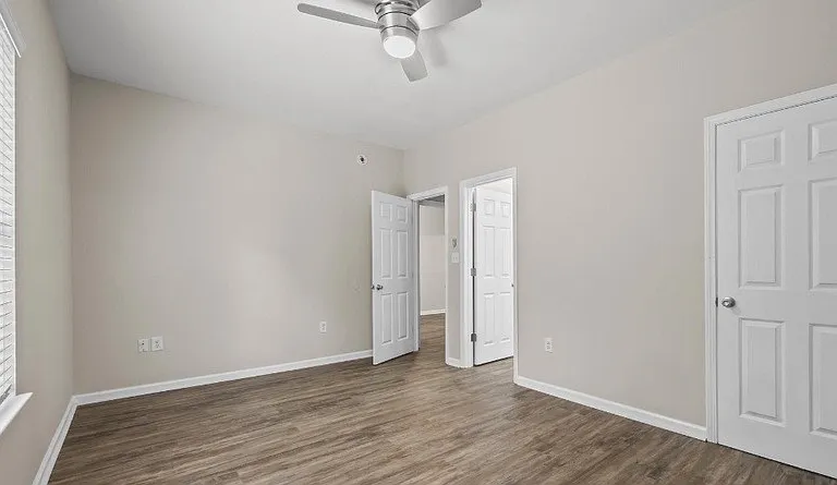 525 W Rose Ave — Photo 12