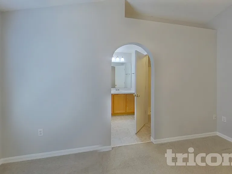 3460 Net Ct — Photo 7