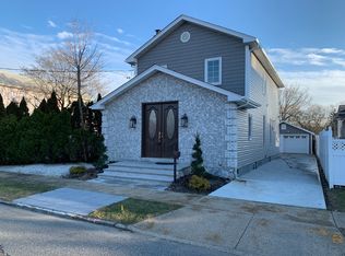 234 Mallard Rd, Carle Place, NY 11514