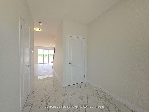 5th image of 4241 Calhoun Way