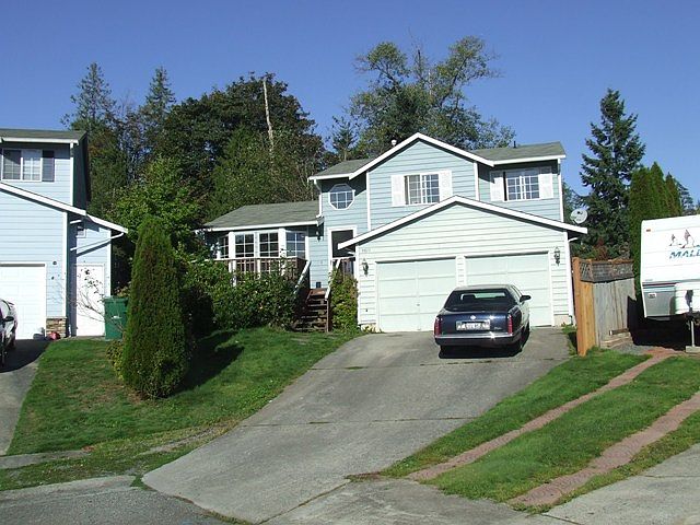 1st image of 9811 12th Pl SE
