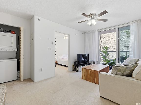 4th image of 1448 Young St APT 304