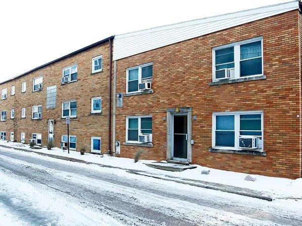 102 N Gregory St, Urbana, IL 61801